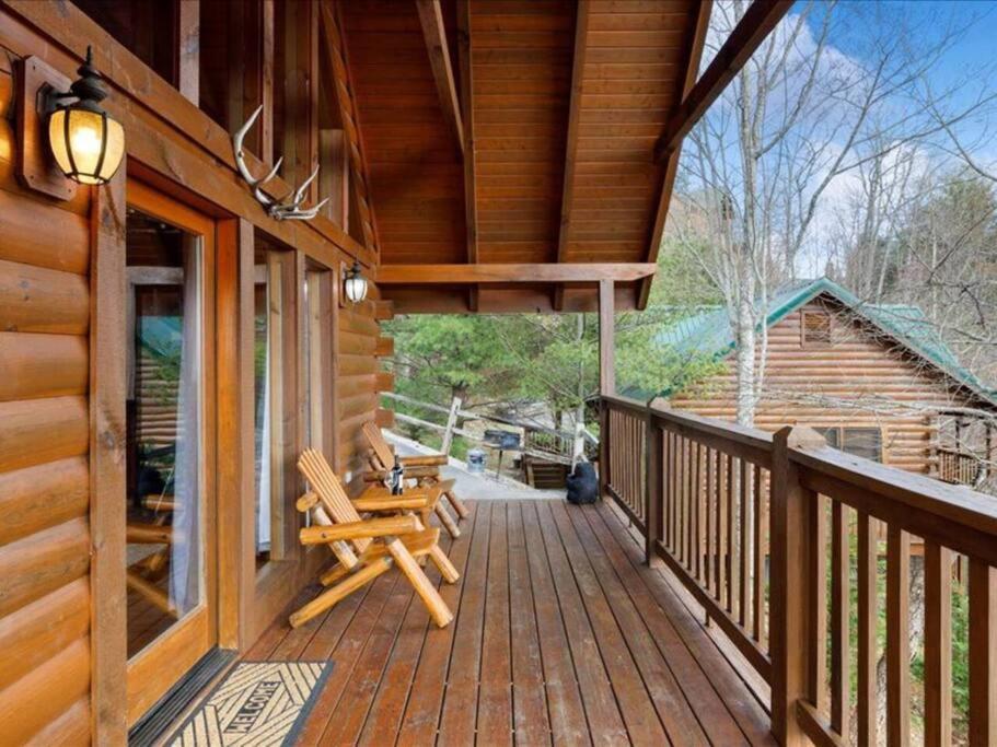 Вилла Breathtaking Views Of The Smokies, 3 Mins To Гатлинбург Экстерьер фото