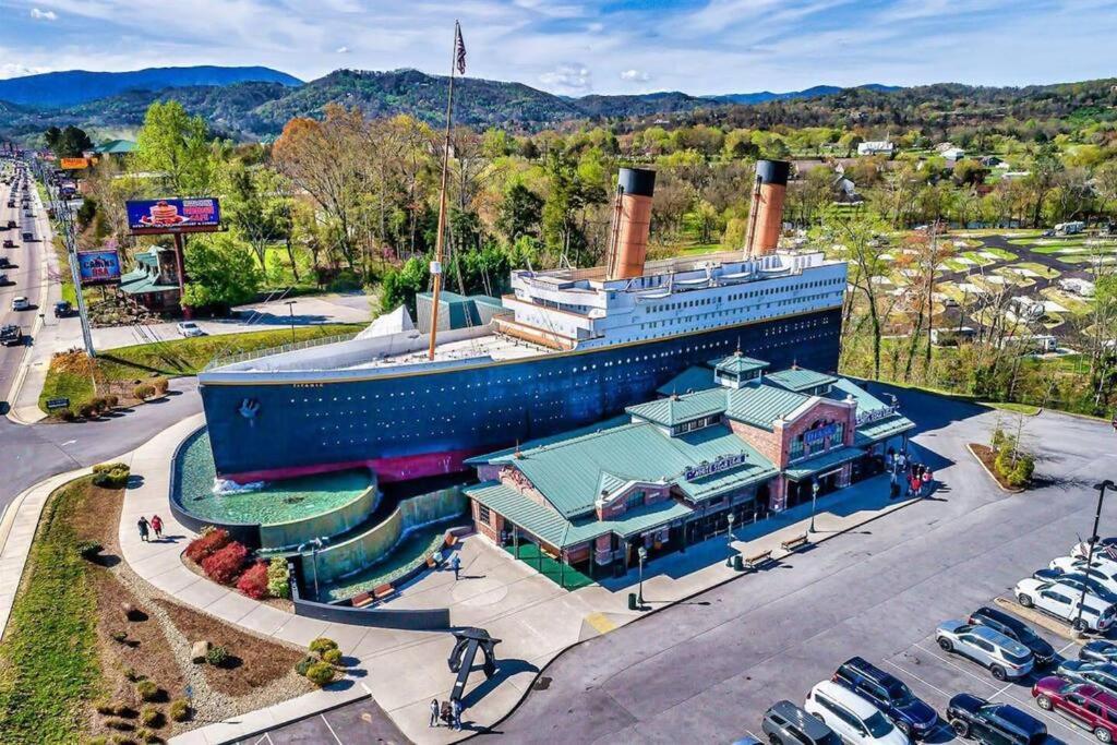 Вилла Breathtaking Views Of The Smokies, 3 Mins To Гатлинбург Экстерьер фото