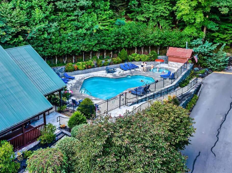 Вилла Breathtaking Views Of The Smokies, 3 Mins To Гатлинбург Экстерьер фото
